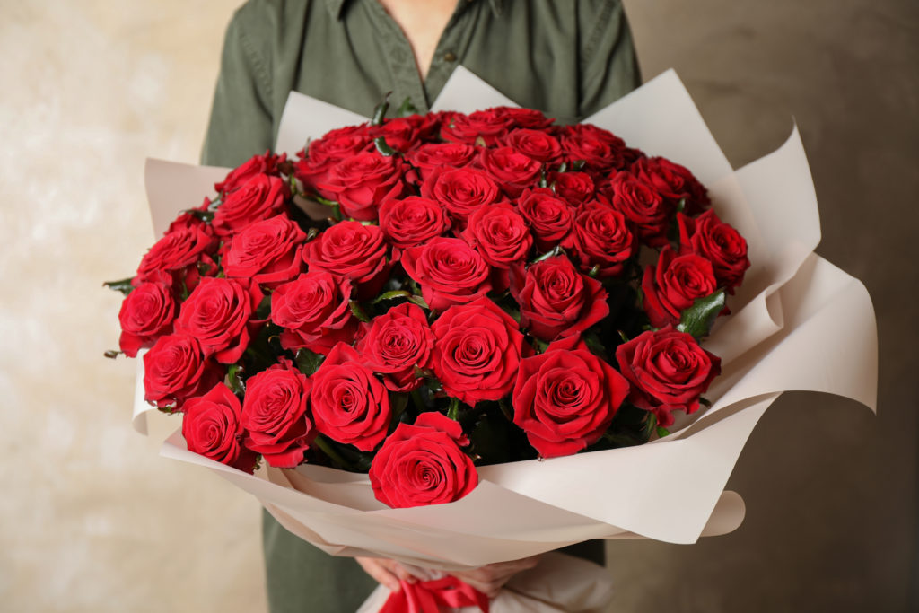 A bouquet of red roses